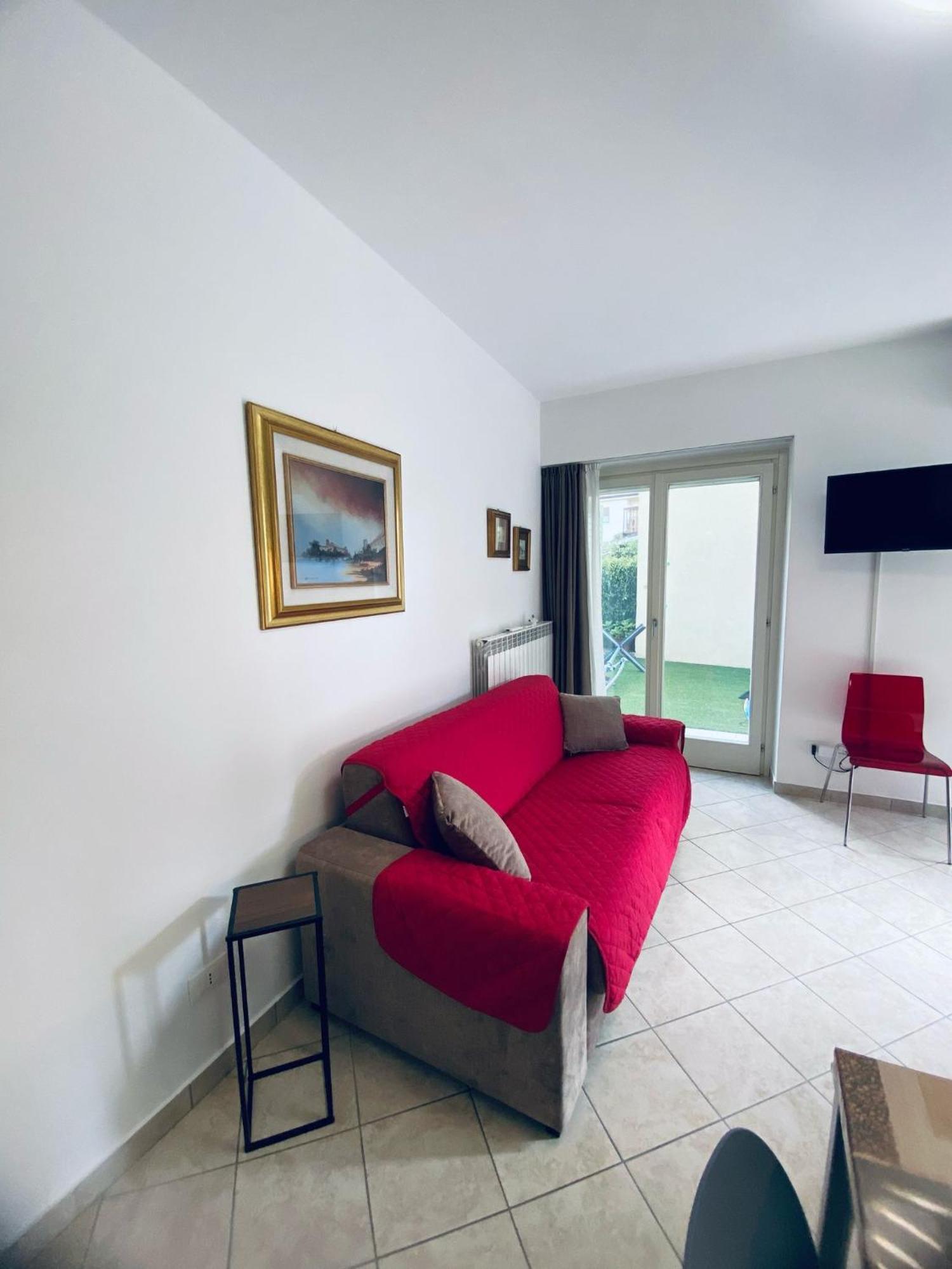Alma Apartment Sirmione Exterior photo