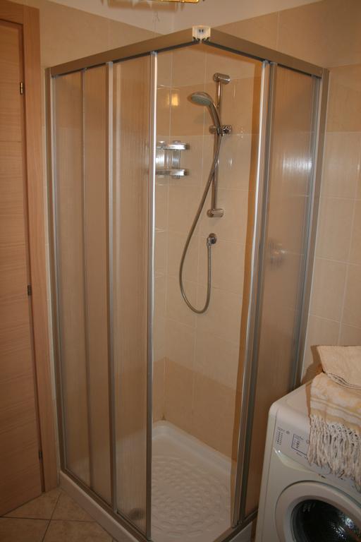 Alma Apartment Sirmione Exterior photo