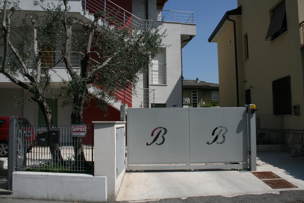 Alma Apartment Sirmione Exterior photo